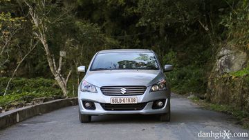 So sánh nên mua Suzuki Ciaz hay Nissan Sunny trên thị trường Việt? 4