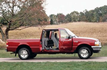 Ford Ranger 1998 SuperCab có 4 cửa thiết kế độc đáo, ấn tượng