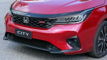 Đầu xe Honda City 2023 vẫn giữ được nét thể thao và cá tính riêng biệt