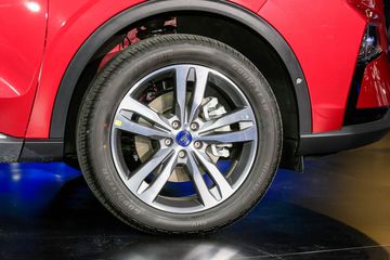 Điểm khác biệt dễ nhận biết nhất trên các phiên bản Ford Territory 2024 đến từ bộ la-zăng