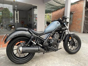 Honda Rebel 500 2023 là mẫu xe mang đậm phong cách phóng khoáng với thiết kế theo lối tối giản