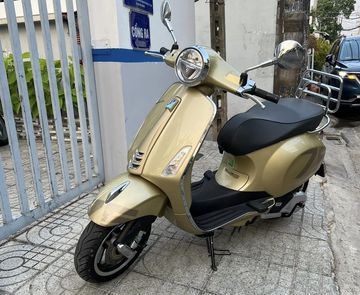 Giá xe Vespa Primavera 2023, bản, màu, thông số (11