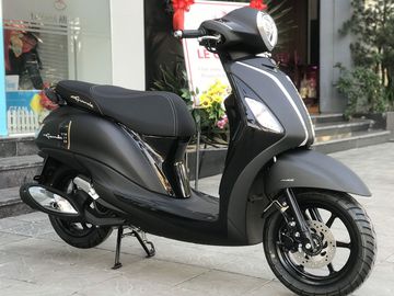 Yamaha Grande 2023 sở hữu ngoại hình mang phong cách nhẹ nhàng, sang trọng và quý phái. Ngoài ra