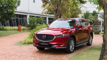 Mazda CX-8 2024 tiếp tục giữ nguyên những đường nét sống động từ ngôn ngữ thiết kế KODO
