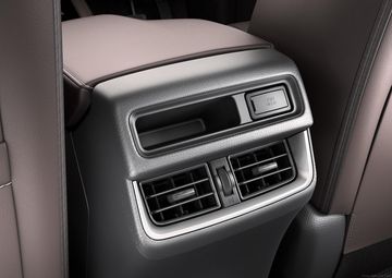 Cửa gió sau tích hợp cổng USB