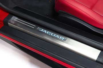 Danh gia so bo xe Jaguar F-Type Convertible R-Dynamic 2.0L 2021