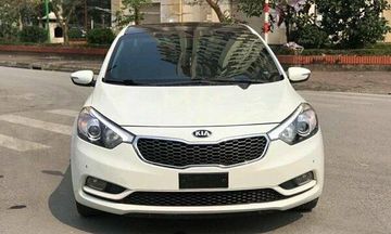 KIA K3 đời thứ hai được giới thiệu lần đầu tiên với tên gọi KIA Cerato