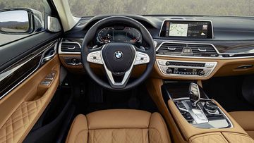 Danh gia so bo xe BMW 7-series 2019