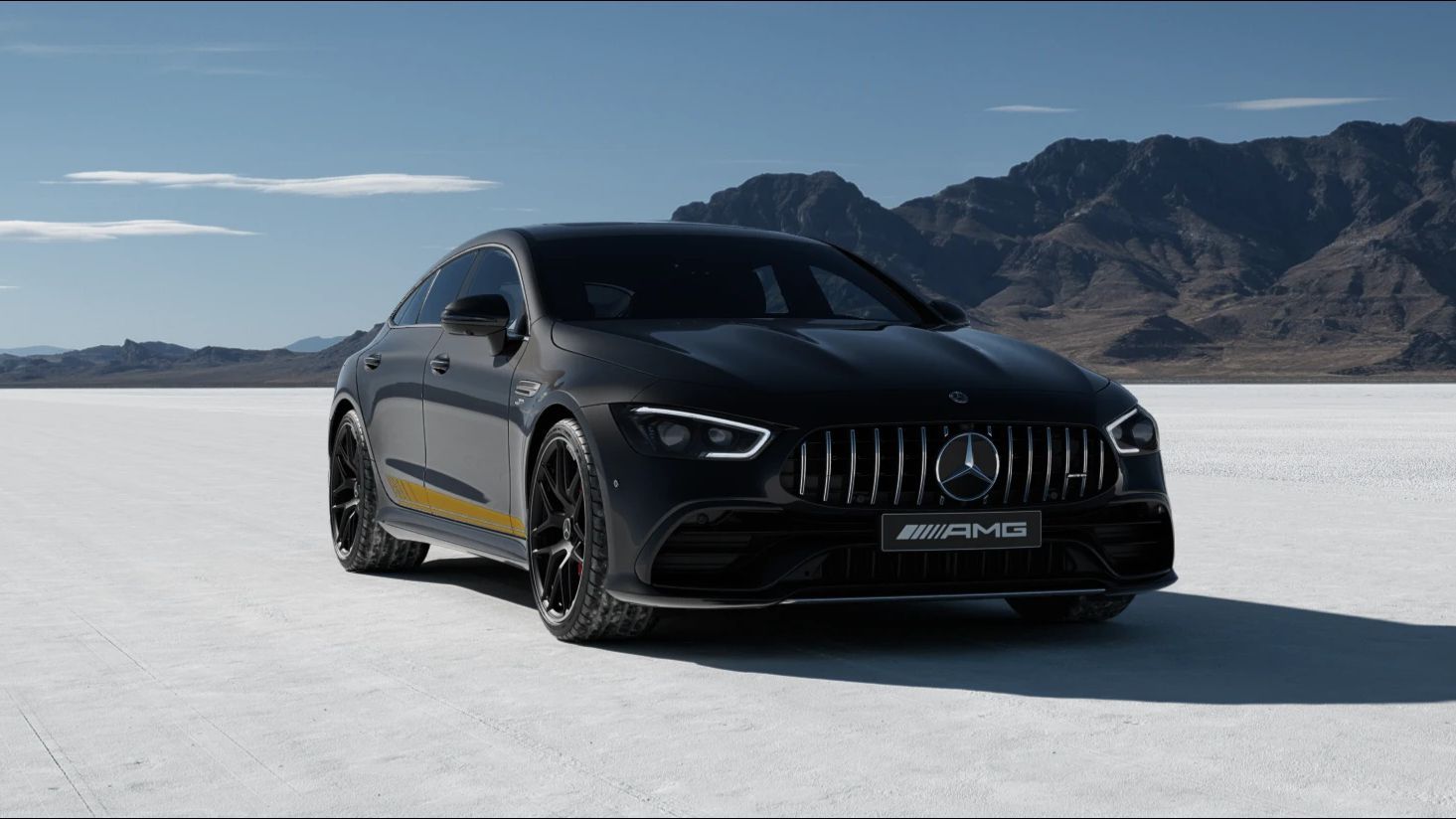 Mercedes GT53 AMG 2025 Giá lăn bánh và KM T2/2025