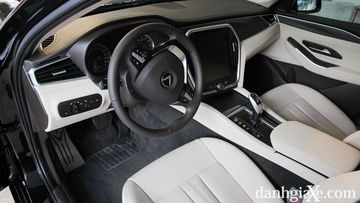 So sánh nhanh Toyota Camry 2020 và VinFast LUX A2.0 2020 20 danhgiaxe.com vinfast lux a2.0 20 124515 011007