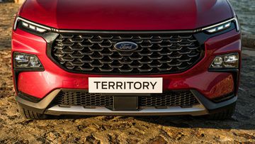 Đèn pha Ford Territory 2023 đặt thấp giúp mở rộng vùng chiếu sáng