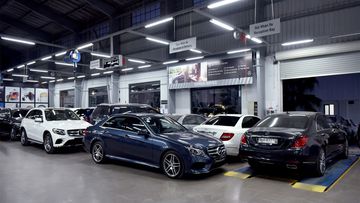 Khu vực bảo dưỡng xe của Mercedes-Benz Haxaco Láng Hạ