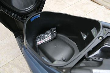 Honda Vario 125 2024 với sức chứa 18 lít được đánh giá 