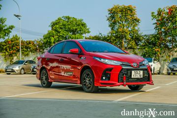 Ngoại thất Toyota Vios GR-S táo bạo và thể thao hơn rất nhiều các phiên bản còn lại