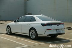 Góc 3/4 của VinFast LUX A được nhiều người đánh giá cao về độ hầm hố