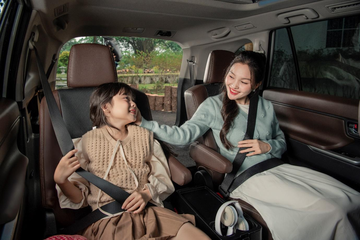 Không gian rộng rãi và thoải mái cùng nhiều tiện nghi trên Innova Cross