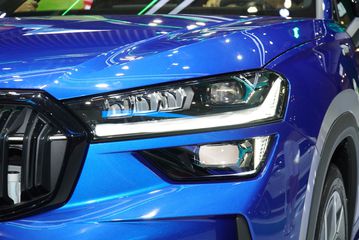 Skoda Kodiaq 2025 cũng được nâng cấp đèn pha LED Matrix cho hiệu quả chiếu sáng tốt hơn
