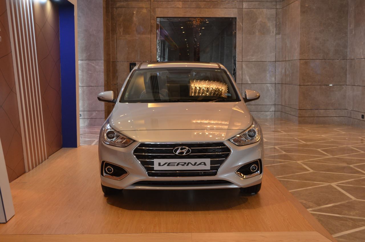 Hyundai Accent Thế Hệ Mới Ra Mắt Tại Ấn Độ, Giá Bán Từ 283 Triệu Đồng