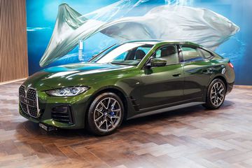 BMW 430i Gran Coupe M Sport 2023 có thiết kế ngoại thất bắt mắt, các trang bị tiện ích phong phú và mức giá trên 3 tỷ đồng