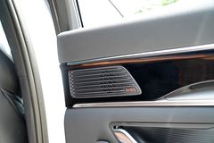 Phiên bản Premium được trang bị hệ thống âm thanh Infinity 10 loa