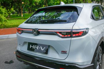 Honda HR-V 2022 cũng sở hữu gói công nghệ an toàn Honda Sensing với nhiều tính năng ưu việt