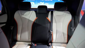 Các trang tri nội thất BYD Dolphin 2024 khá bắt mắt và trẻ trung