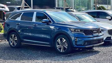 KIA Sorento 2022 diện mạo trẻ trung