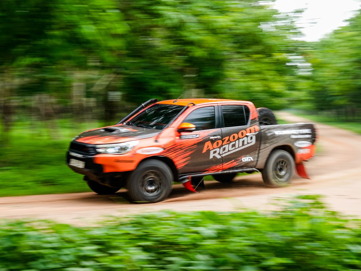 Axom Racing Aozoom Racing Việt Nam sẵn sàng chinh phục giải đua Rally AXCR 2024