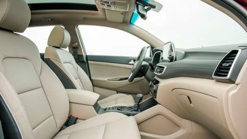 So sánh Hyundai Tucson 2020 và Mazda CX-5 2020 cho nhu cầu gia đình 12 tucson 2019 52 160548 163430 112212