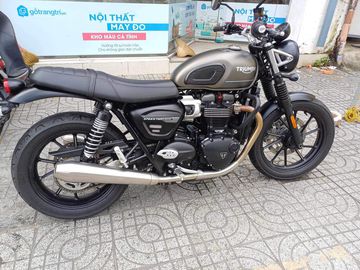 Triumph Speed Twin 900 2023 có mức giá khá hợp lý so với các dòng xe cùng phân khúc