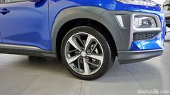 Mâm xe hợp kim 5 chấu kép trên phiên bản Hyundai Kona 1.6 Turbo