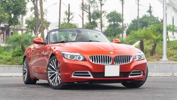 Tại Việt Nam, BMW Z4 được bán ra lần đầu tiên vào năm 2009 với thế hệ thứ 2
