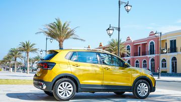 Khung cửa sổ Volkswagen T-Cross 2023 cũng có thiết kế rộng, cho tầm quan sát từ phía trong khá ổn