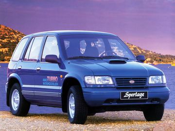 Kia Sportage 1993 phát triển từ nền tảng Mazda Bongo