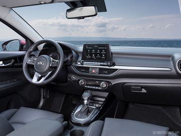 Nội thất Kia Cerato 2021