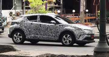 Toyota C-HR Xuất hiện trên đường phố Thái