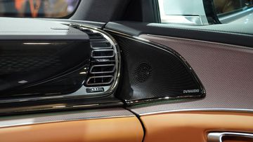 BYD HAN 2025 cũng được trang bị hệ thống âm thanh Dynaudio 12 loa khá cao cấp