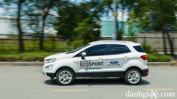 Chiều dài tổng thể ngắn hơn đáng kể nhưng trục cơ sở vẫn được giữ nguyên như cũ.