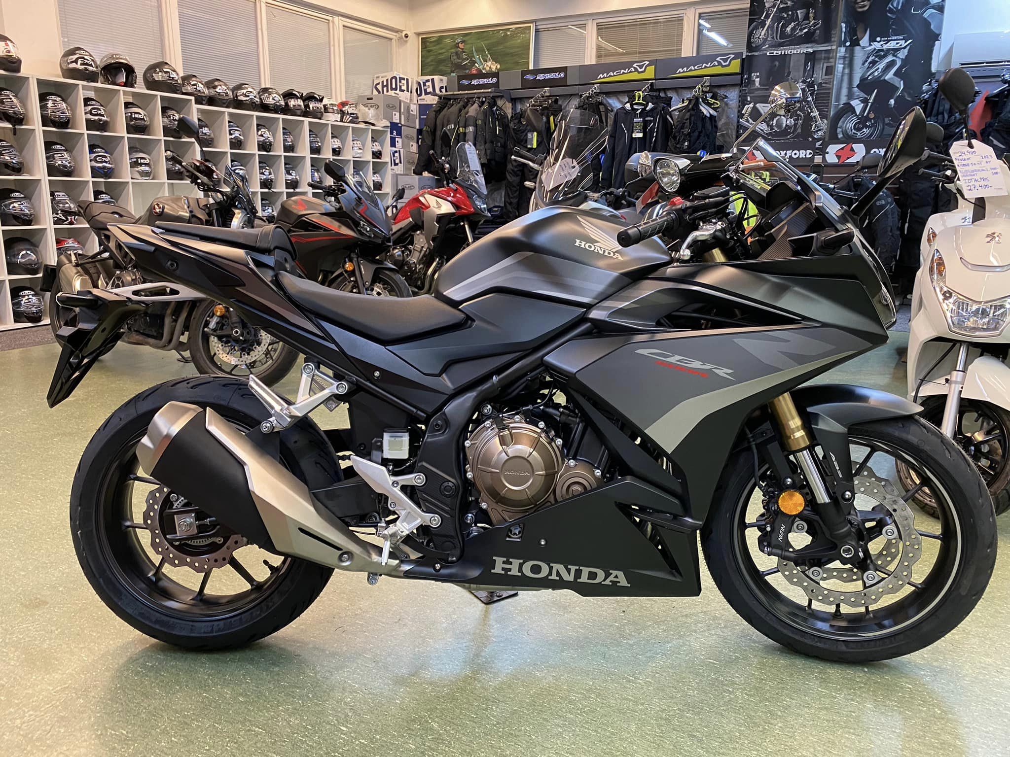 Giá xe Honda CBR500R 2024, bản, màu sắc, thông số (01/24)