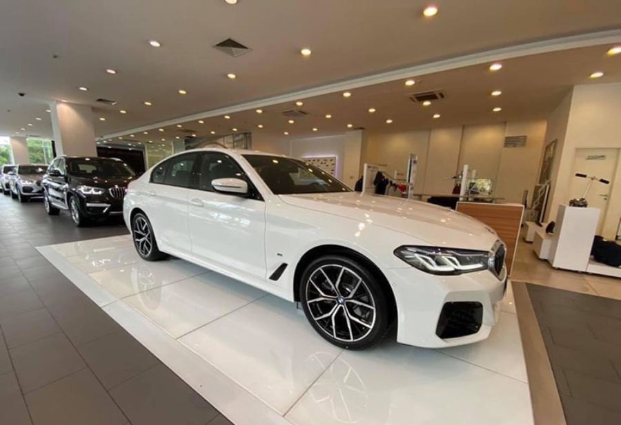 BMW 520i M Sport LCI 2023 Gi L n B nh V Khuy n M i Th ng 09 2022