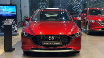 Khu vực trưng bày sang trọng tại Mazda Cao Bằng