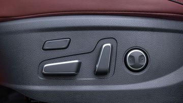 Tất cả phiên bản Hyundai Palisade 2024 đều trang bị hàng ghế trước chỉnh điện 12 hướng