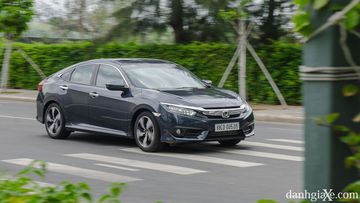 Honda Civic hiện đang được nhập khẩu từ Thái Lan trong khi các đối thủ sản xuất trong nước
