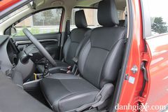 Hàng ghế đầu trên Suzuki XL7 thiết kế công thái học tốt