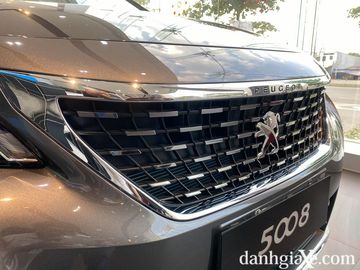 Danh gia so bo xe Peugeot 5008 2020