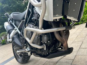 Triumph Tiger 900 GT Pro 2023 sở hữu khối động cơ 3 xi-lanh ấn tượng