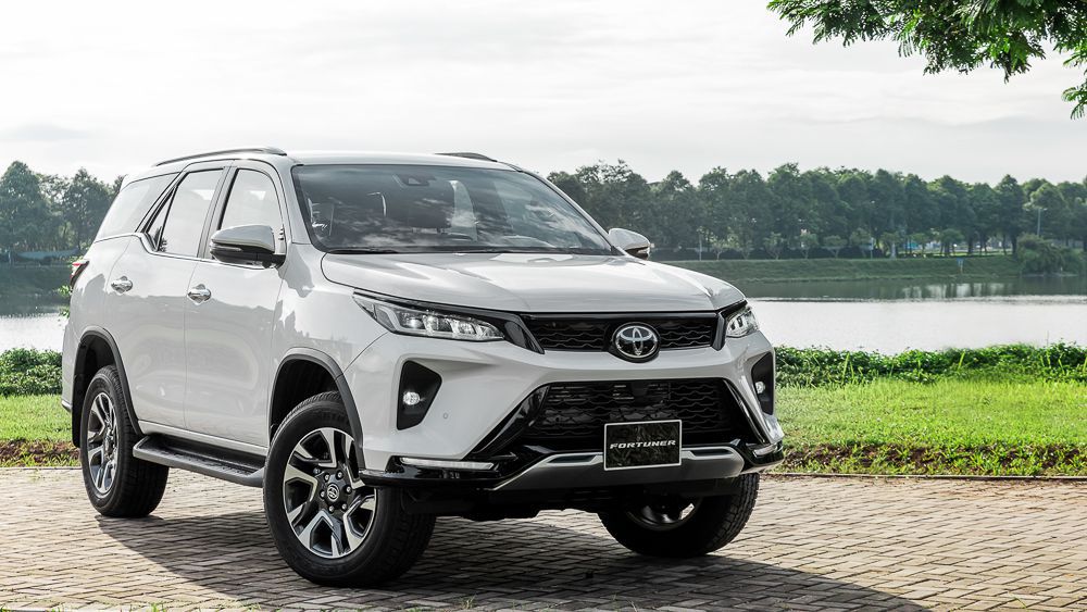 A preliminary review of the Toyota Fortuner 2021 - ElectroDealPro