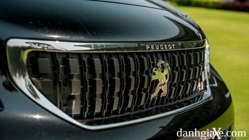 Danh gia so bo xe Peugeot Traveller 2019