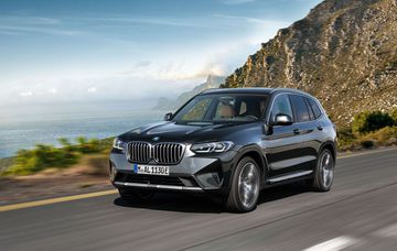 Về an toàn, dòng xe entry-level nhà BMW vẫn có đầy đủ các trang bị cần thiết .