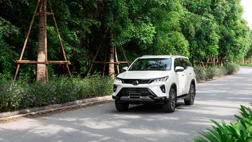 Bản facelift Toyota Fortuner 2023 ra mắt như một động thái khẳng định “chủ quyền”